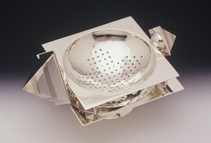 Pyramid Tea Strainer & Drip Cup